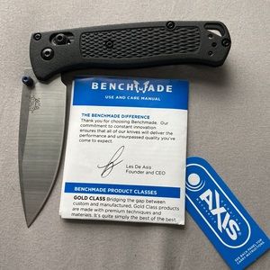 Benchmade bugout blade black handle